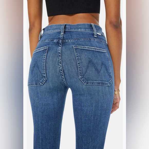 NWT $268 MOTHER The Insider Sneak High Waist Bootcut Jeans in Caving In-size 31 - Picture 4 of 5
